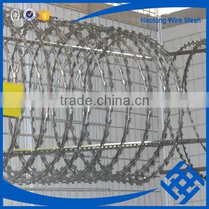450mm Coil Diameter Concertina Electric Galvanized/hot-dipped Galvanized Razor Barbed Wire thumbnail-4