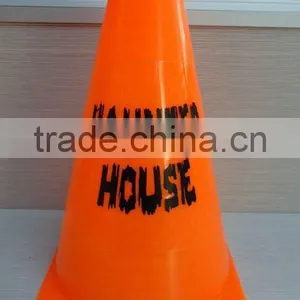 Plastic Party Cones thumbnail-1