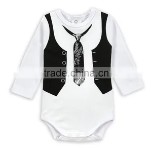 Wholesale 100% Cotton Baby Boy Romper White Baby Bodysuit Fake 2 Pieces Winter Long Sleeve Jumpsuit thumbnail-1
