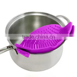 Snap 'n Strain Universal Strainer Colander thumbnail-6