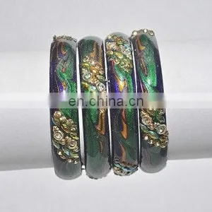 Wedding Glass Bangles thumbnail-1
