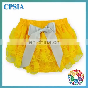 Wholesale Baby Ruffled Bloomers Lace Baby Girl Bloomers,solid Color Baby Diaper Cover thumbnail-5