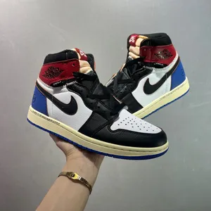 NIKE Air Jordan 1 Retro High AJ thumbnail-5