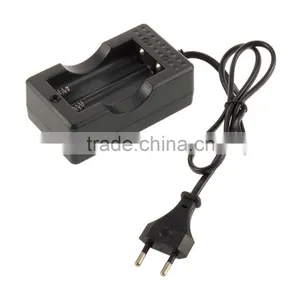 EU Plug Travel Charger for 18650 Rechargeable Lion Battery thumbnail-1