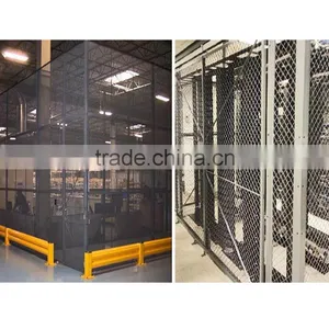 Galvanized Wire Mesh Storage Fence thumbnail-3