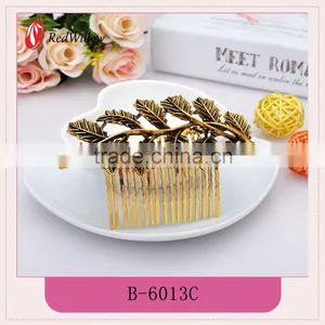 Hot Sell Delicate Multicolor Magic Disposable Hair Comb thumbnail-1