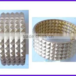 Fashion Wide-brimmed Plastic Bangles(FCH-10641-2) thumbnail-1