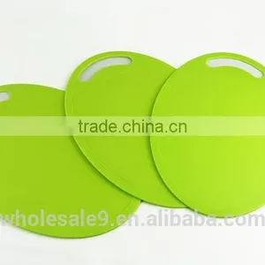 Newest FDA Grade Durable Colorful Non-slip Plastic Kitchen Cutting Board thumbnail-2