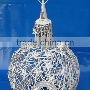 Hanging Wire Candle Holder thumbnail-1