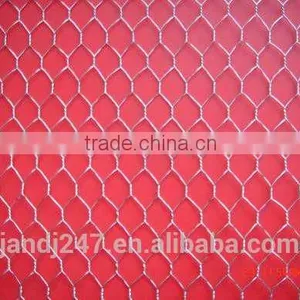 Hexagonal Fencing Wire Netting for Farm With Wholesale Price thumbnail-1