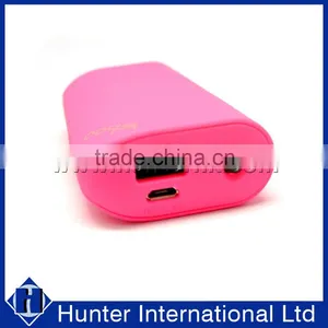 Gloss Finished 5200 MAH Colorful Charger Power Bank thumbnail-5