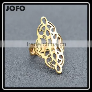 Gold/Silver Plated Stainless Steel Ring With Luxury Elegant Symmetry Geometric Patterns thumbnail-1
