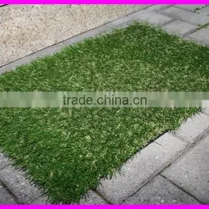 Plastic Grass Mat thumbnail-1