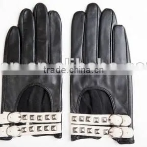Black Leather Wholesale Gloves Fashion Ladies Wholesale Gloves thumbnail-4