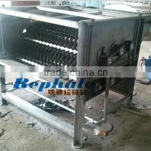 High Capacity Large Chicken Plucker Poultry Feather Removal Machine thumbnail-1