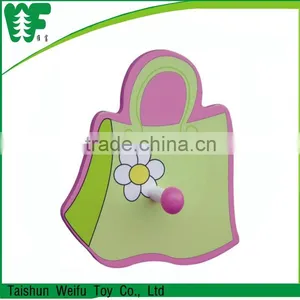 Girls Wooden Carton Hangers thumbnail-2