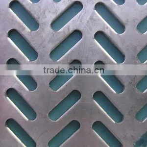 Small Hole Perforated Metal Sheet/round Hole Punched Metal thumbnail-3