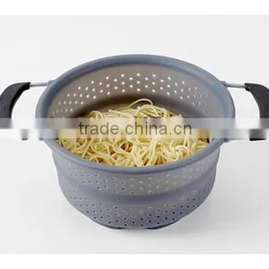 Gray Silicone Collapsible Colander thumbnail-5
