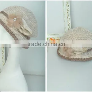 Pattern POM Knitted Hats for Lady thumbnail-1