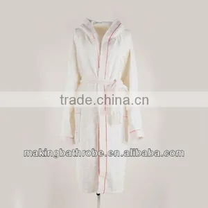 100% Cotton White Extra Long Hotel Bathrobes for Ladies thumbnail-1