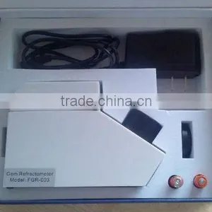 Built in LED Light Gem Refractometer With RI Liquid thumbnail-2
