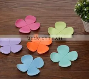 Flower Shaped Cup Mat thumbnail-1
