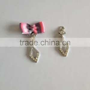 Women Jewelry Scarf Charms Wholesale,metal Bag Accessories With Crystals thumbnail-1