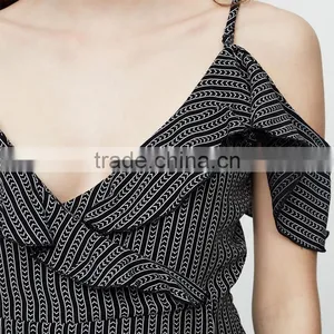 2017 Plain-coloured Cut Out Shoulder Sexy V-neck Women Ruffled Jumpsuit thumbnail-6