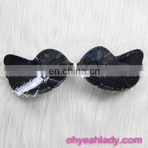 Two Color Four Size One Piece Seamless Silicone Invisible Bra thumbnail-4