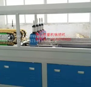 PVC Extruder Equipment With One Out and Four Pipes thumbnail-1