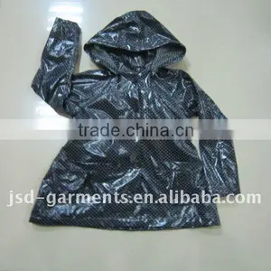 Girls Shiny Nylon Rain Coat for Autumn 2012 thumbnail-1