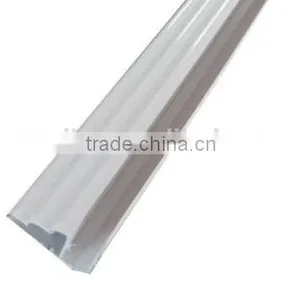 OUMEIJIA FUNCTIONAL PVC CORNER CLIPS FOR INTERIOR DECORATION thumbnail-1