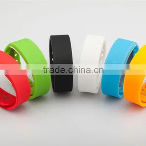 Good Quality Portable New Model Colourful Sport Bracelet Usb Flash Drive Watch thumbnail-2