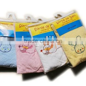 Cotton Hooded Baby Towel thumbnail-1