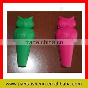 Funny Owl Silicon Wine Pourer Stopper thumbnail-1