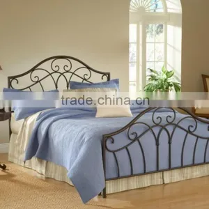 Modern Double Black Platform Iron Bed Frame Queen thumbnail-2