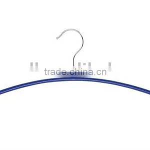 Metal Hangers With PE Coated WL138-1 thumbnail-1
