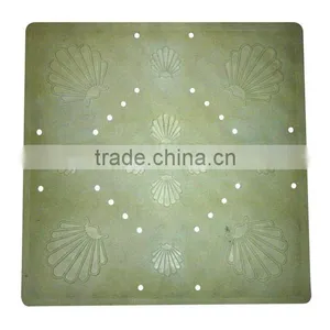 Shell Pattern Bath Mat thumbnail-1