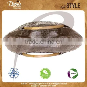 Jute Gift Bag With Round Handle for Weekend - Overall Print Shopping Tote - Cane Handle Bags thumbnail-4