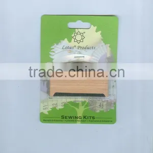 Plastic Handle Cashmere Comb With Blister Card Packing thumbnail-1