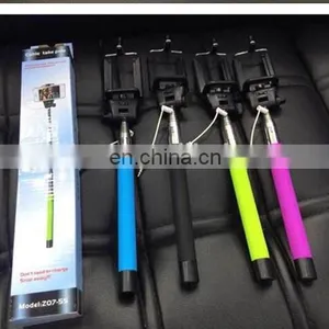 Good Quality Selfie Stick for Mobile Phone thumbnail-1