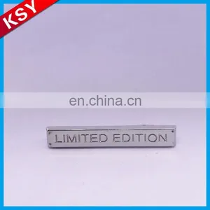 Fashionable Top Quality Clothing Brand Logo Hat Printing Jeans Label With Metal thumbnail-5