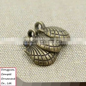 Wholesale Metal Jewelry Marine Animal Shell Green Bronze Zinc Alloy Scallops Pendant thumbnail-3