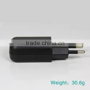 5V2A Universal Usb Wall Travel Charger for Smart Phone and Ipad thumbnail-2