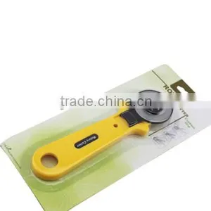 Fabric Rotary Cutter thumbnail-2