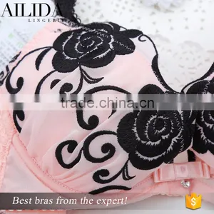 Wholesale Gorgeous Women's Push Up Bra Set Soft Cup Embroidered Underwear Set thumbnail-6