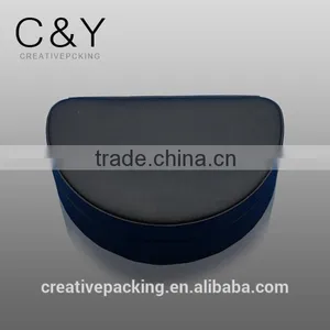 Moon Shaped Leather Jewelry Gift Box Made in Dongguan China thumbnail-1