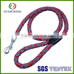 Made in China Dog Leash With a Metal Snap Hook thumbnail-1