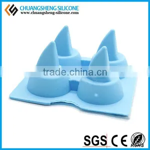 Fire Shape Fashion Summer Silicone Ice Cube Tray thumbnail-1
