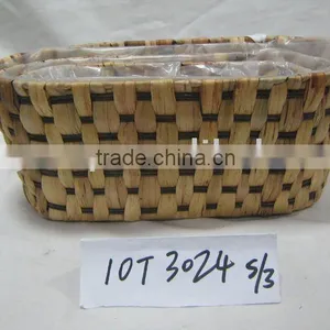 Water Hyacinth Flower Planter thumbnail-1